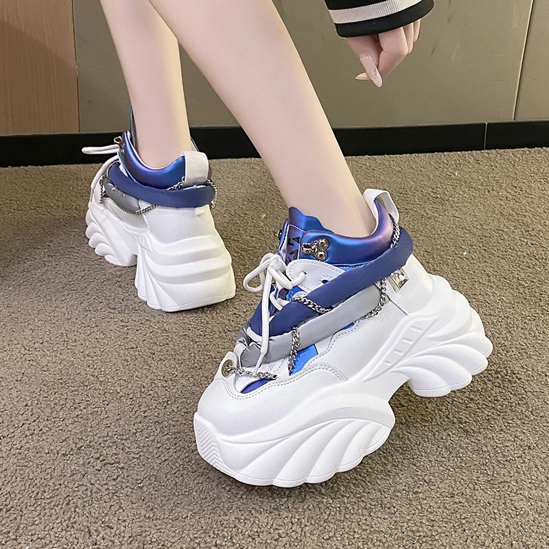 Belle scarpe da ginnastica da  - Outdoor Sports Shoes recensione e prezzo
